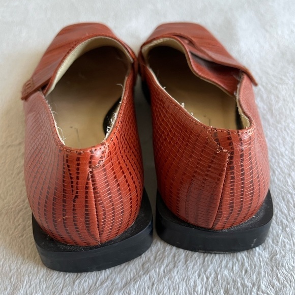 UPDATED with current photos🩶 Intentionally Blank loafers size 9 (EU 39) - Picture 5 of 16